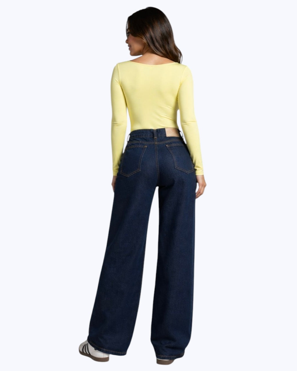 Pantalón baggy rígido