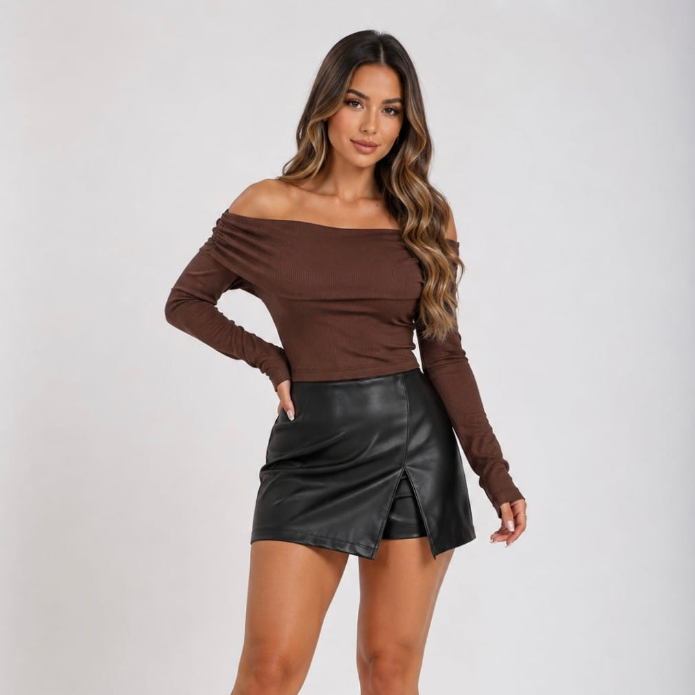 Blusa Off-Shoulder – Elegancia y Versatilidad